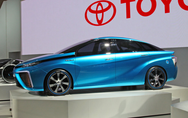 Toyota Fcv 2013 2